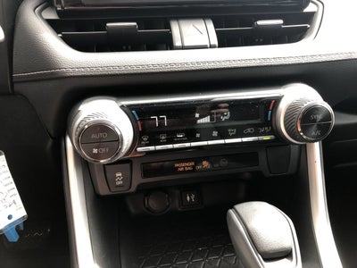 2019 Toyota RAV4 Hybrid LE