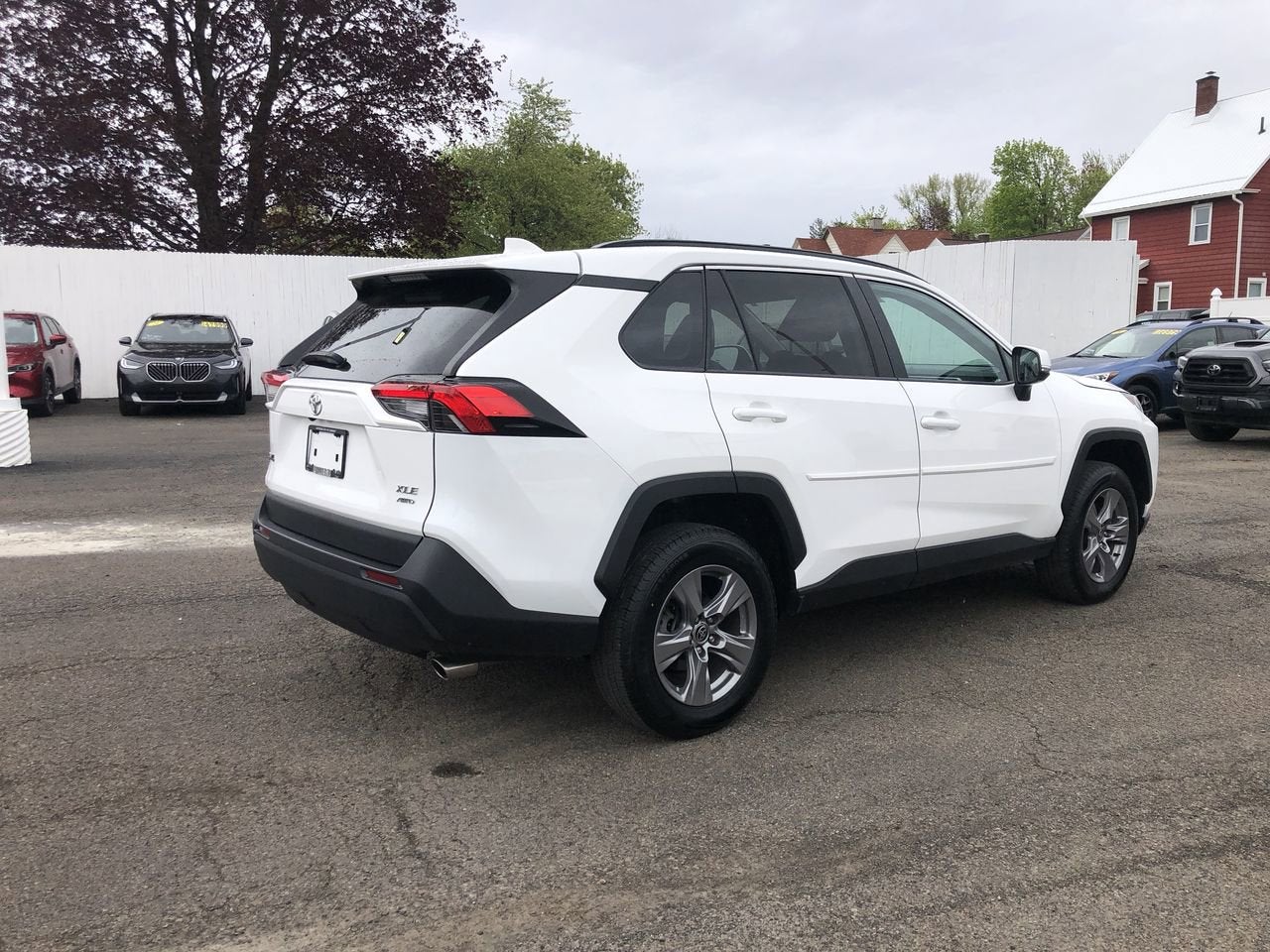 2023 Toyota RAV4 XLE