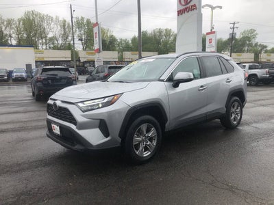2025 Toyota RAV4 XLE