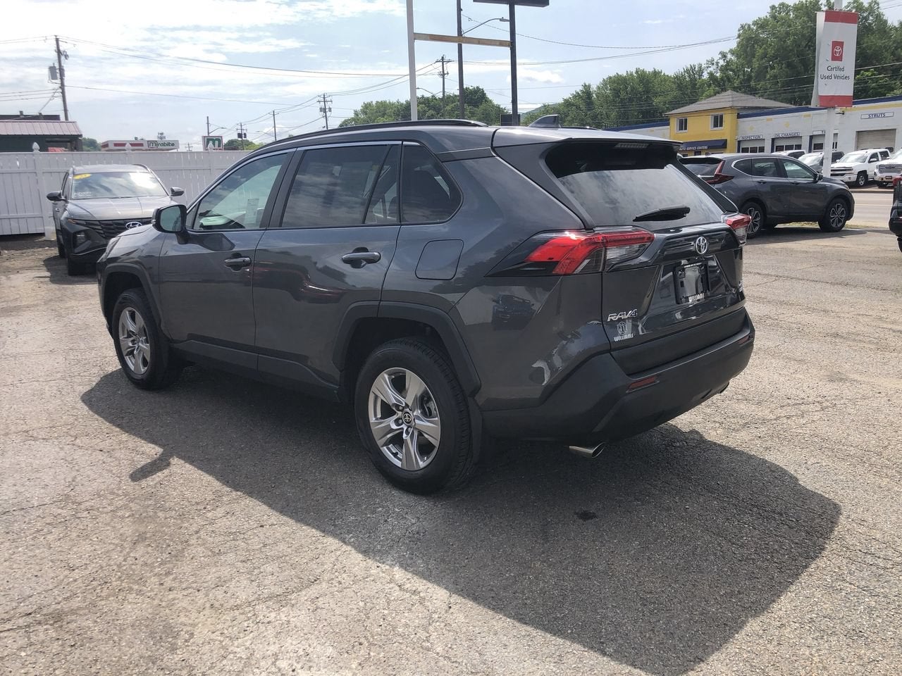 2023 Toyota RAV4 XLE