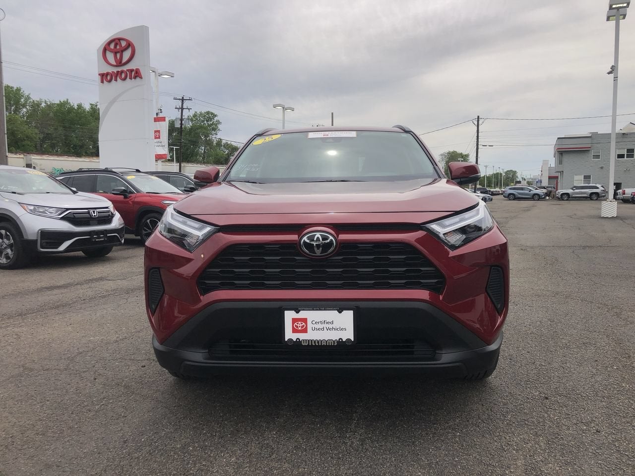 2025 Toyota RAV4 XLE
