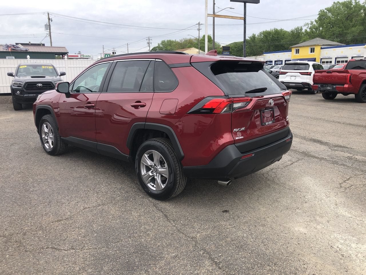 2025 Toyota RAV4 XLE