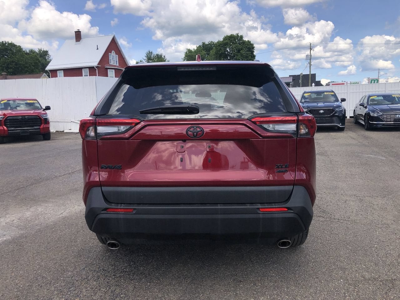 2023 Toyota RAV4 XLE