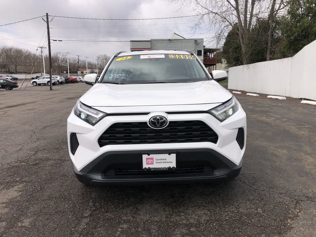 2024 Toyota RAV4 XLE
