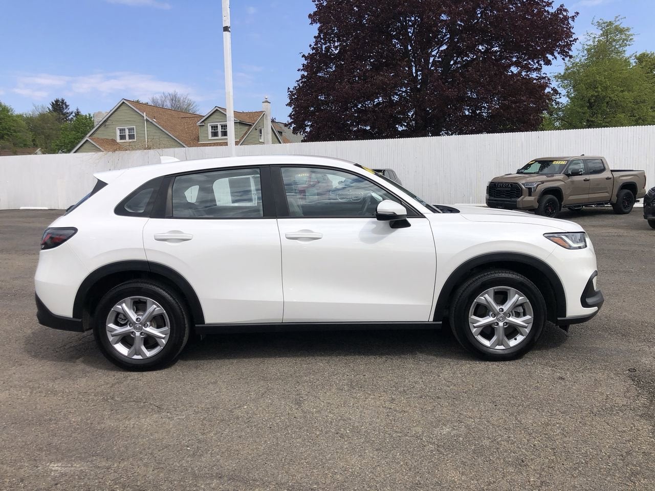 2025 Honda HR-V LX