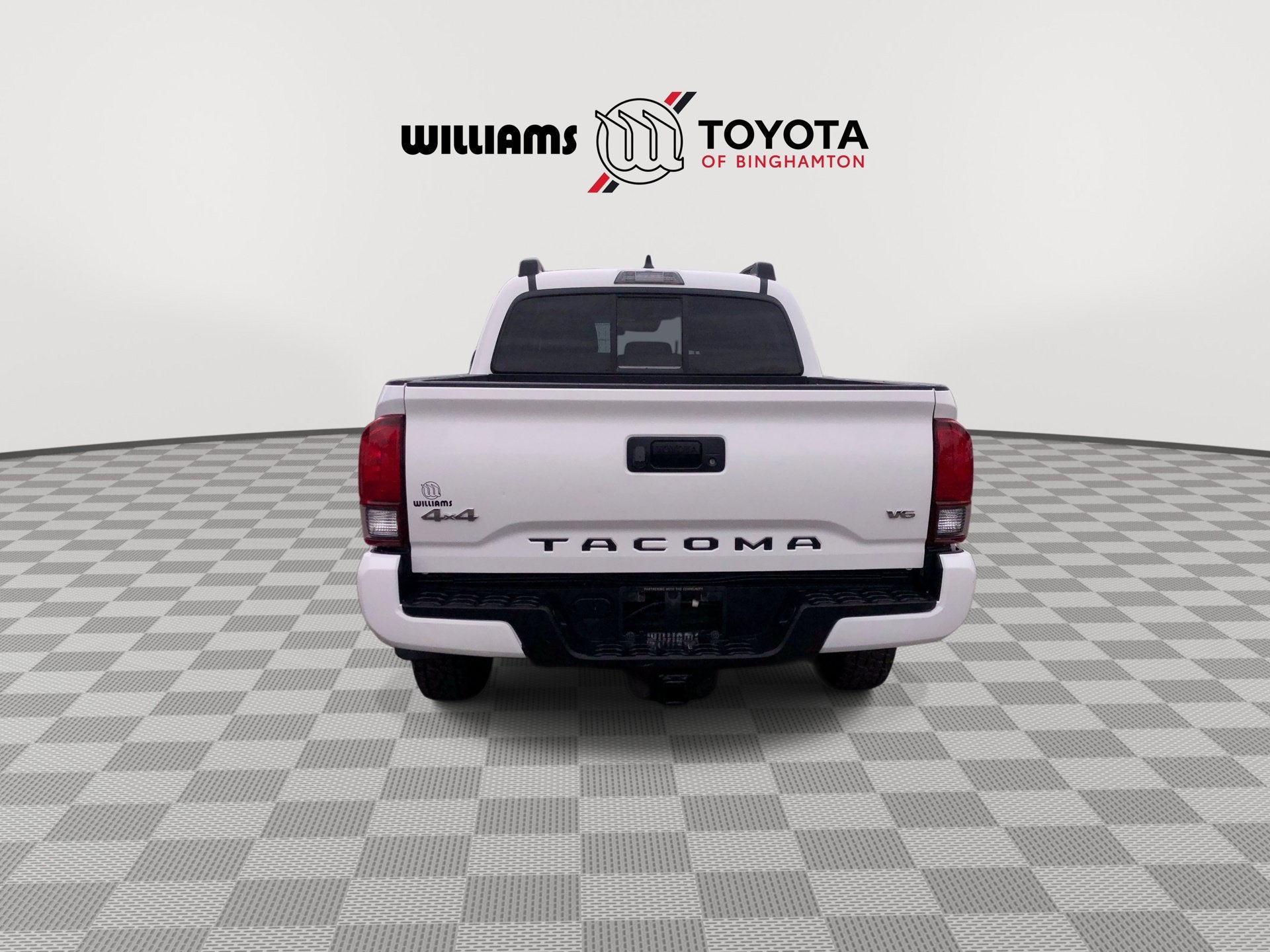 2022 Toyota Tacoma 4WD SR