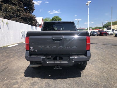 2024 Toyota Tacoma 4WD SR5