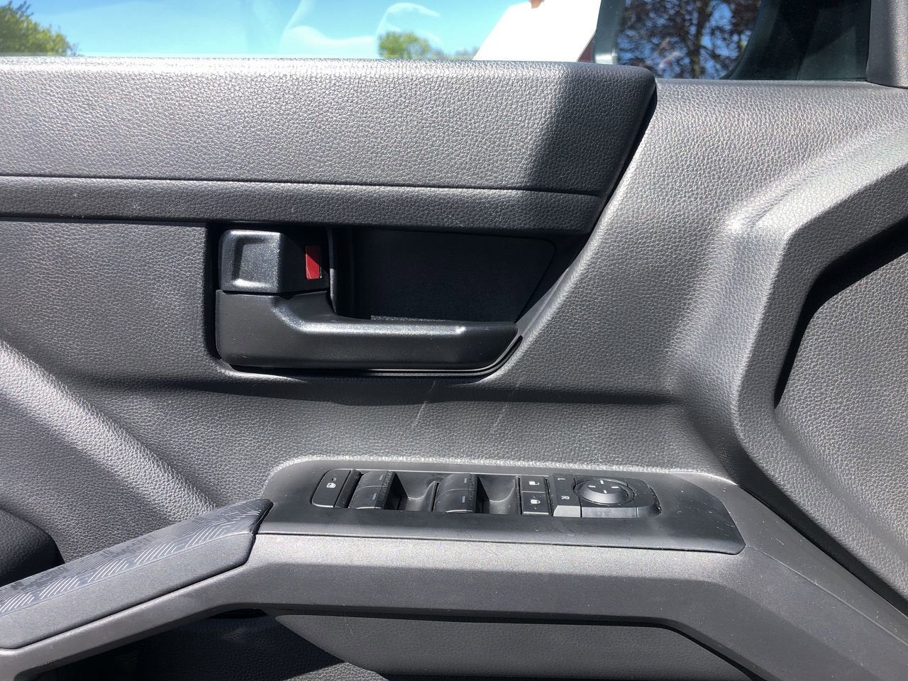 2025 Toyota Tacoma 4WD SR5