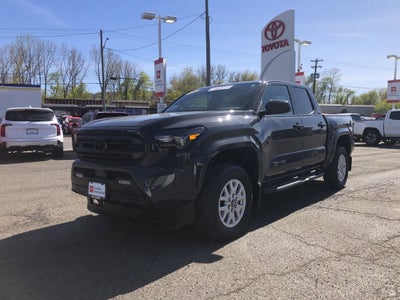 2025 Toyota Tacoma 4WD SR5