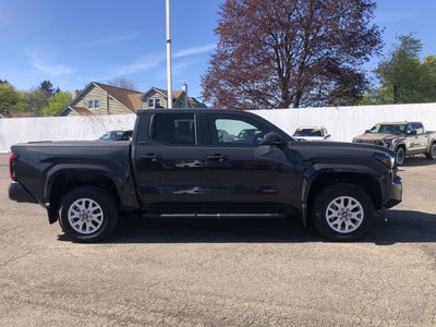 2025 Toyota Tacoma 4WD SR5