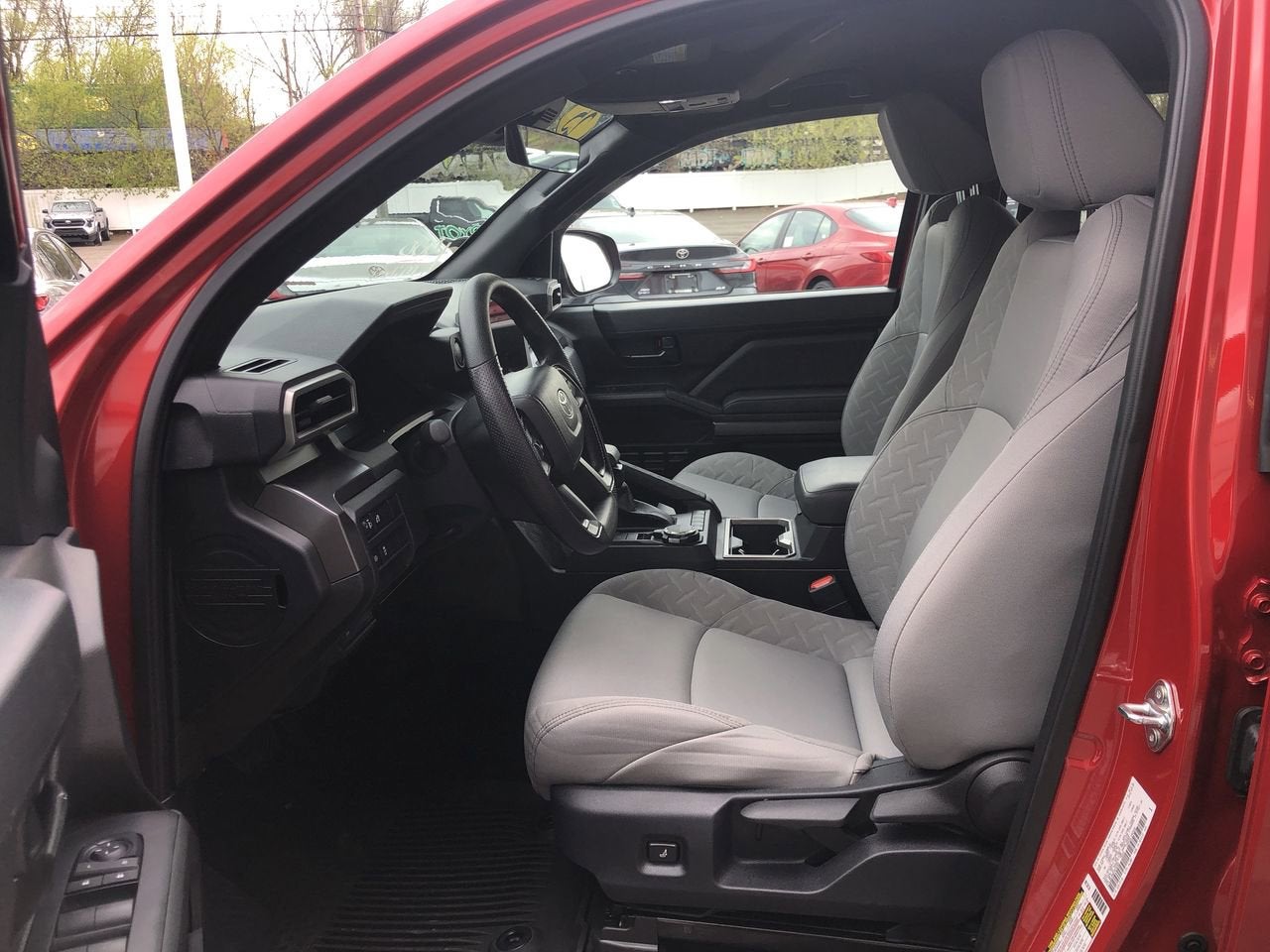2025 Toyota Tacoma 4WD SR5