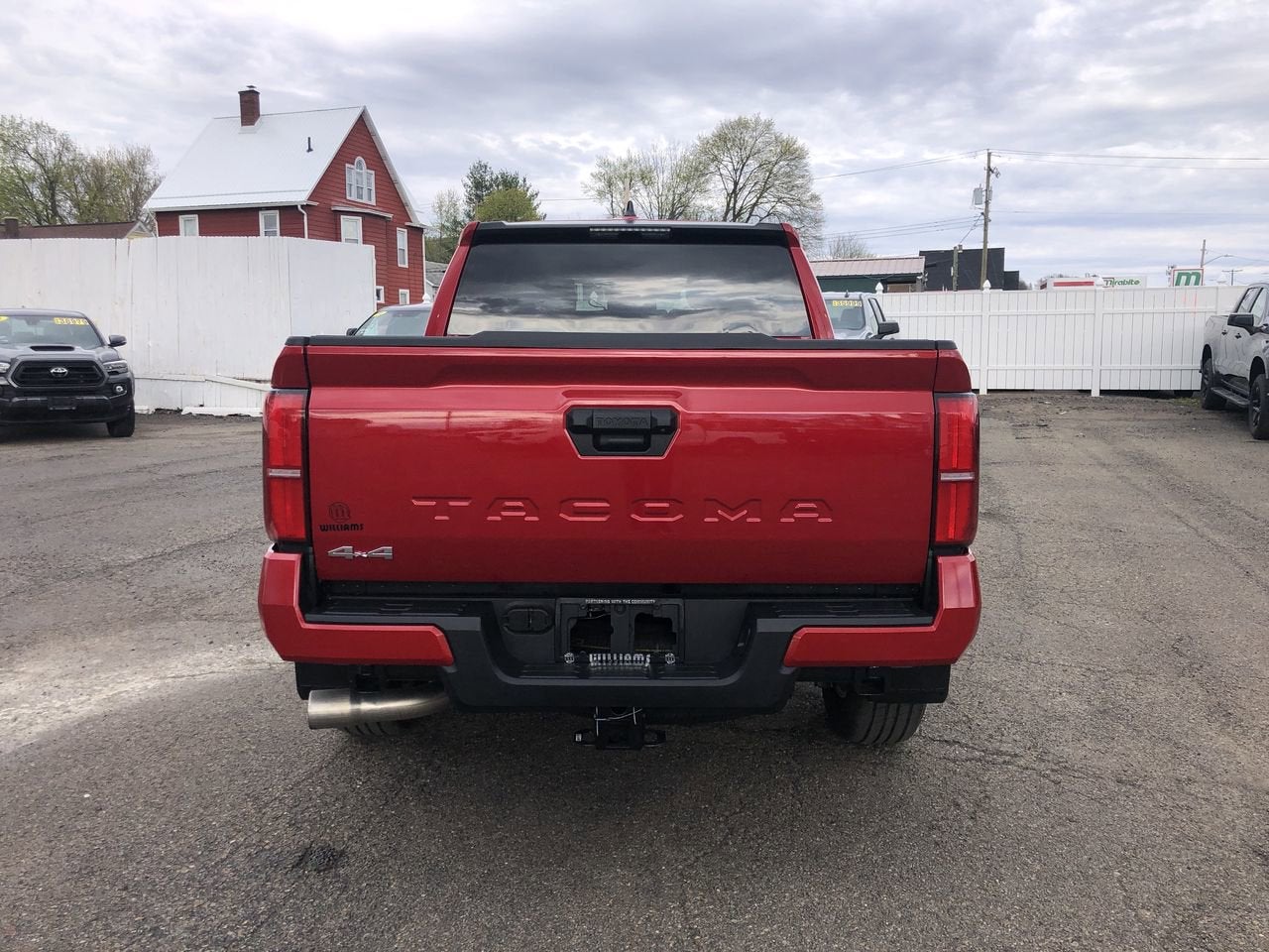 2025 Toyota Tacoma 4WD SR5