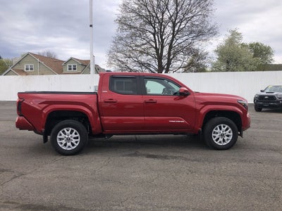 2025 Toyota Tacoma 4WD SR5