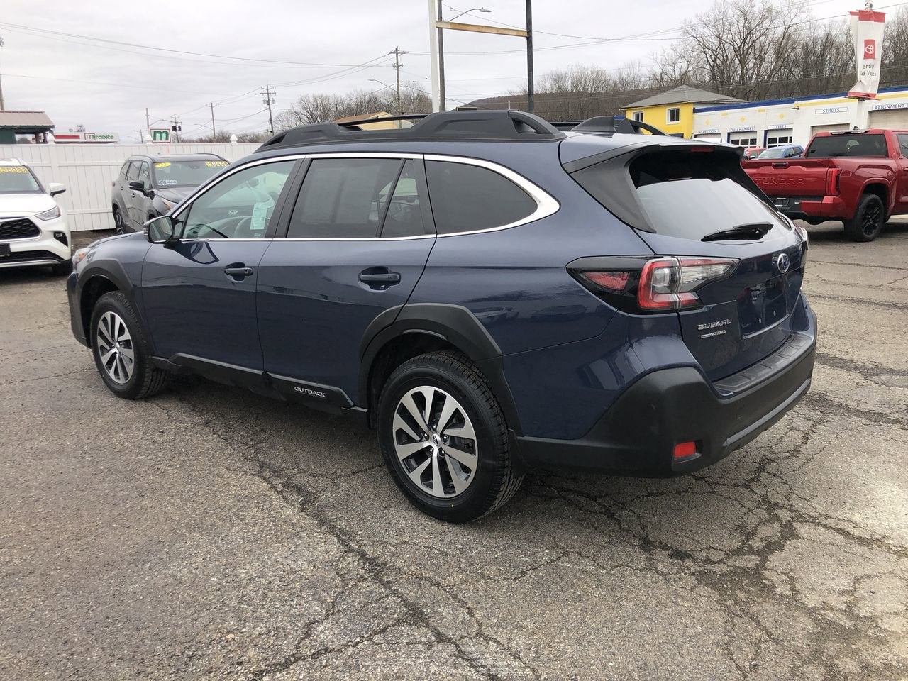 2025 Subaru Outback Premium