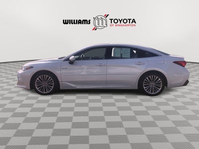 2019 Toyota Avalon Hybrid Limited