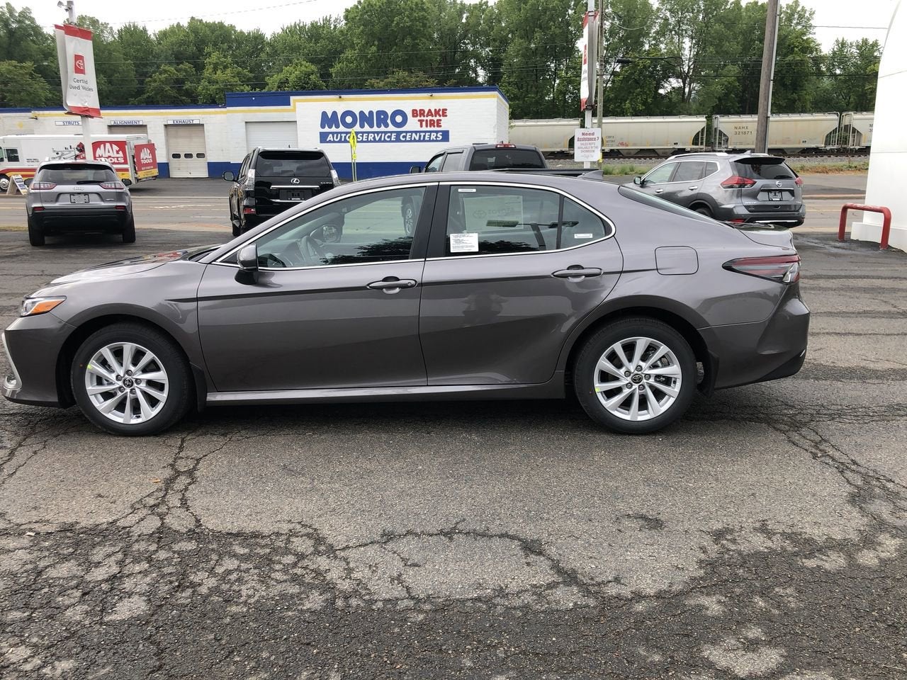 2023 Toyota Camry LE