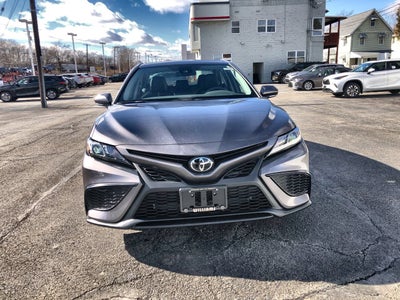 2024 Toyota Camry SE