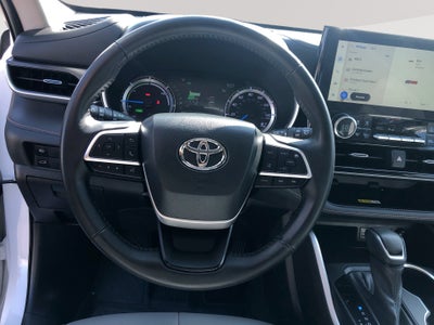 2023 Toyota Highlander Hybrid Bronze Edition
