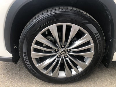 2020 Toyota Highlander Platinum