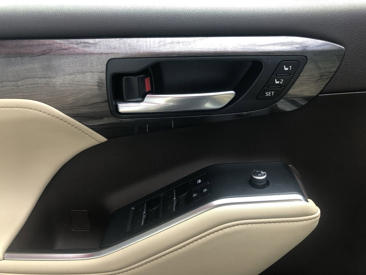 2020 Toyota Highlander Platinum