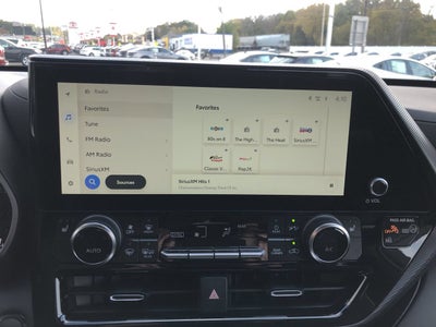 2023 Toyota Highlander XSE