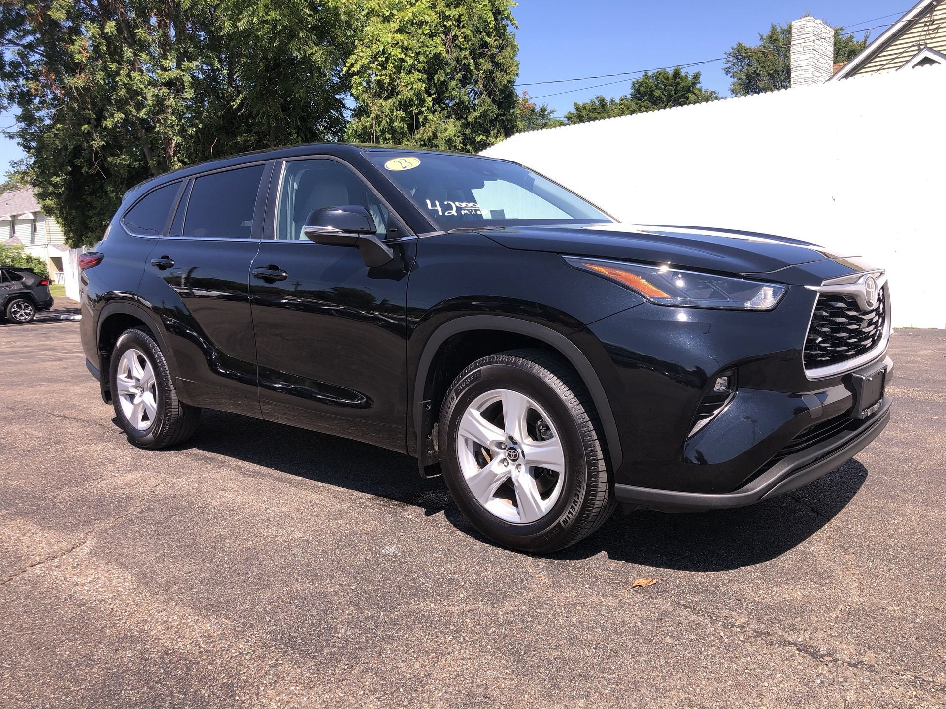 2023 Toyota Highlander LE