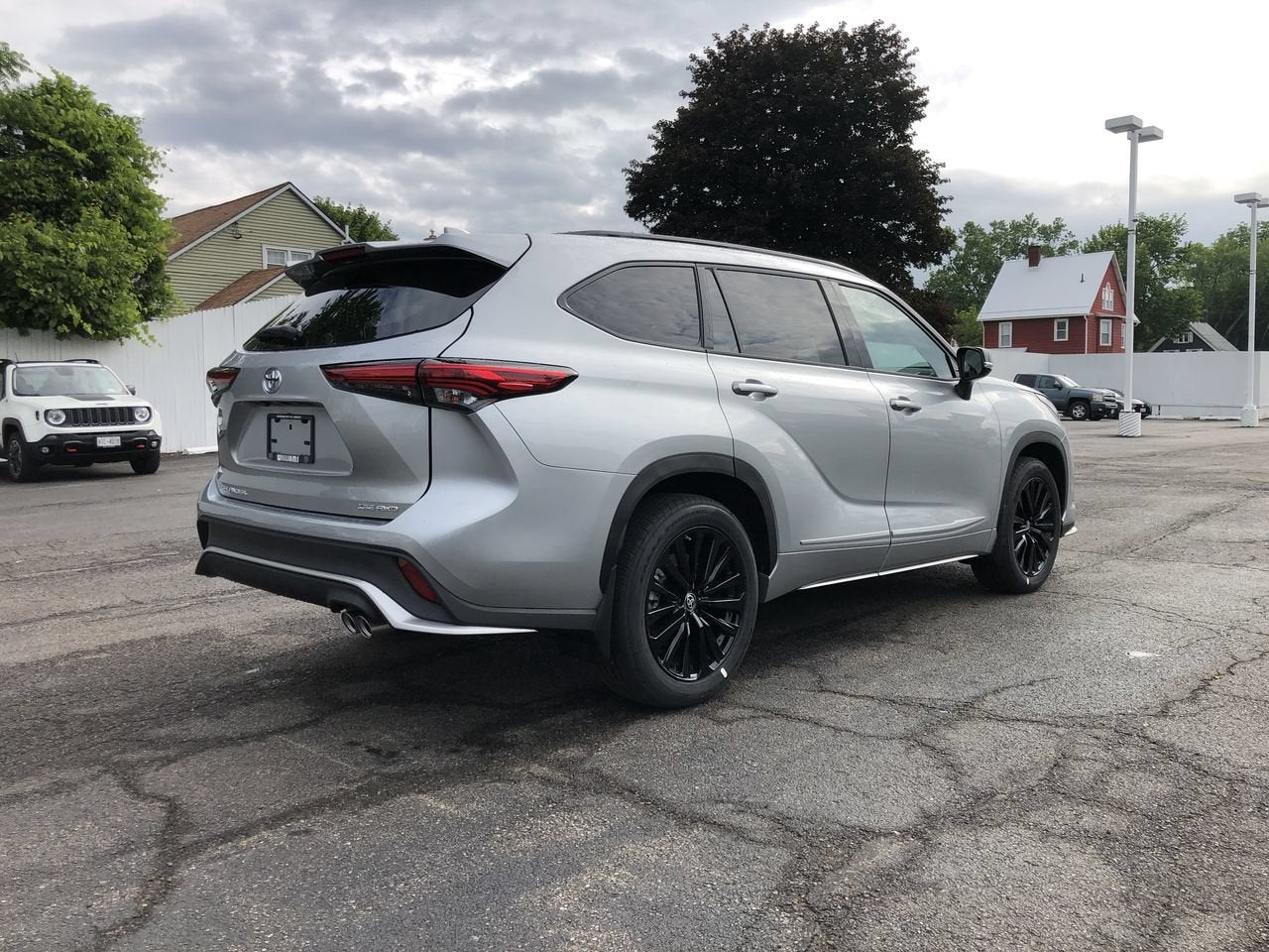2023 Toyota Highlander XSE