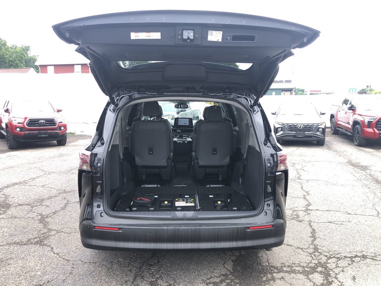 2024 Toyota Sienna XLE