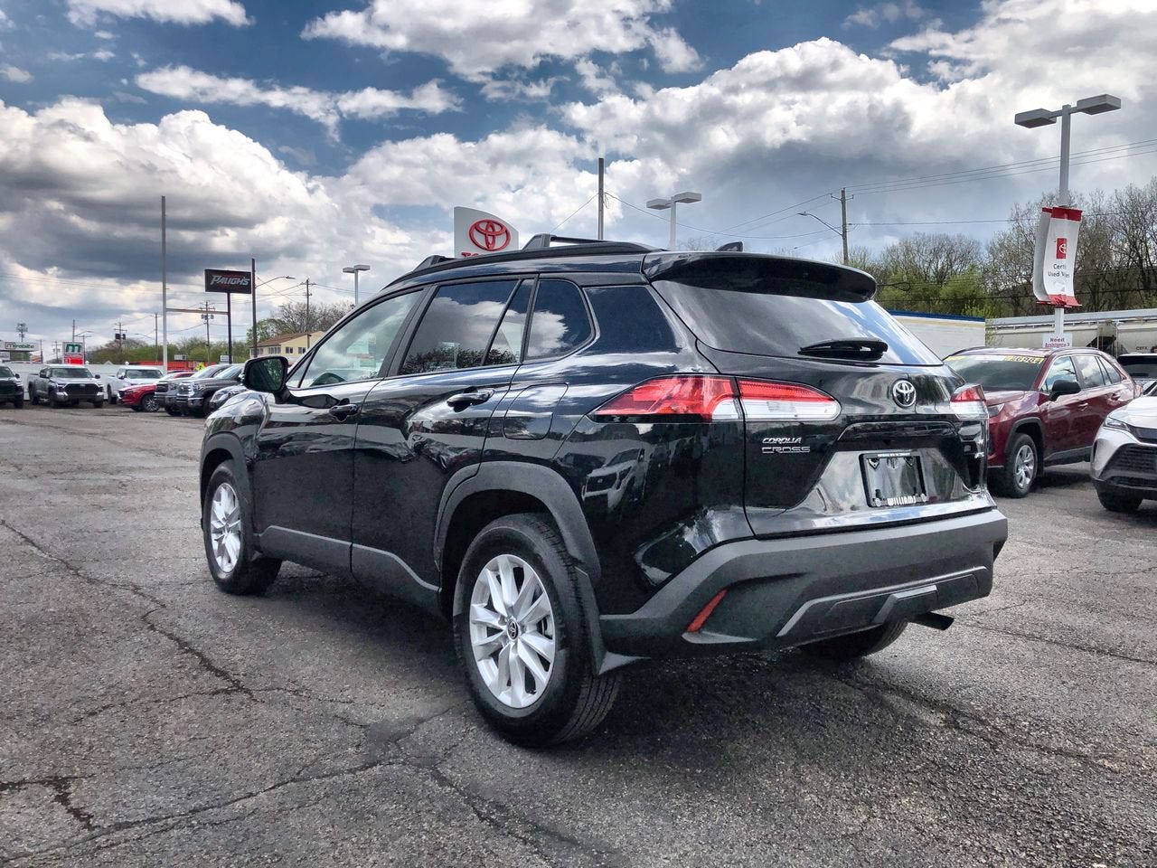 2024 Toyota Corolla Cross LE