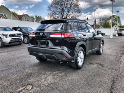 2024 Toyota Corolla Cross LE