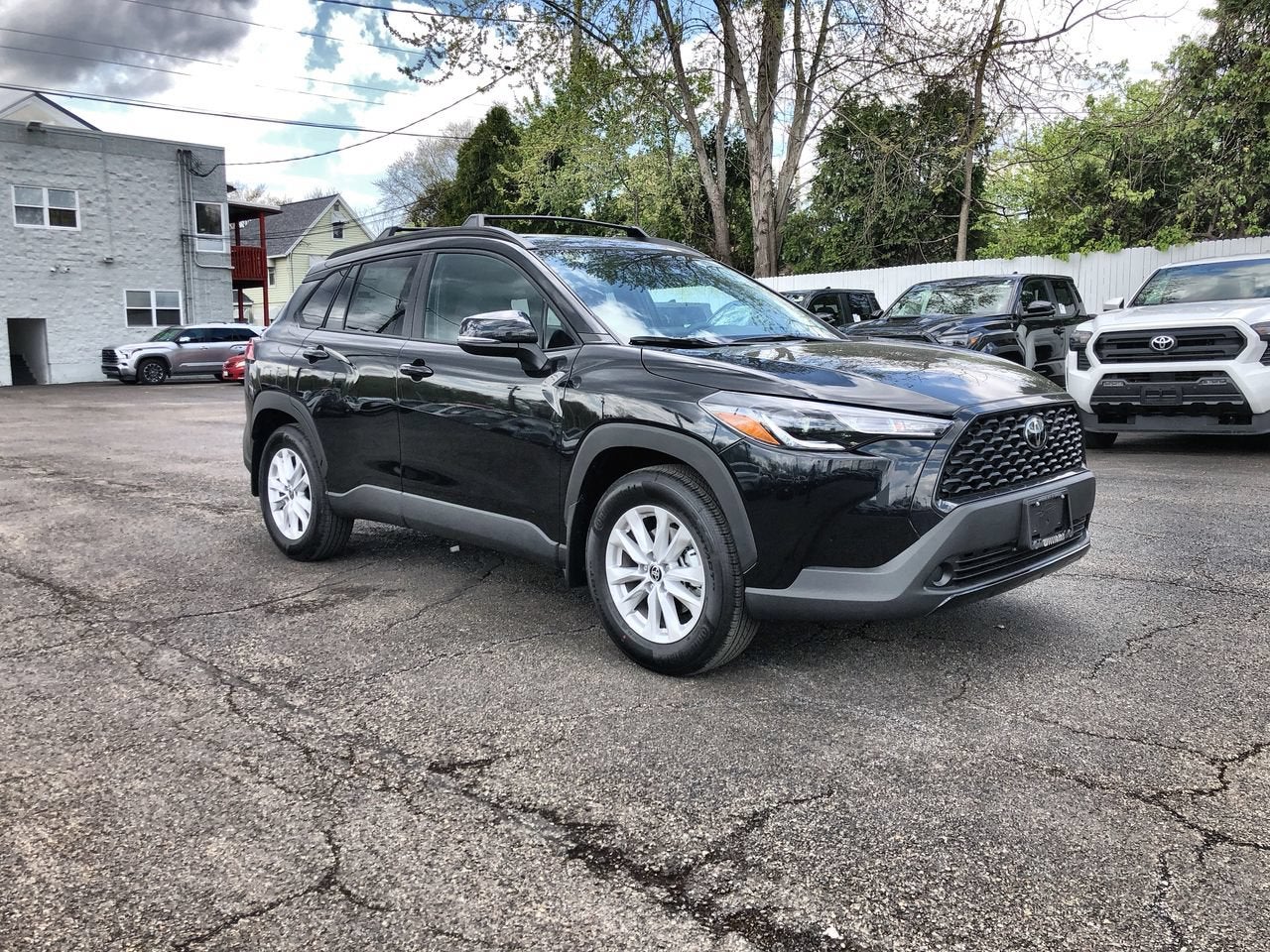 2024 Toyota Corolla Cross LE