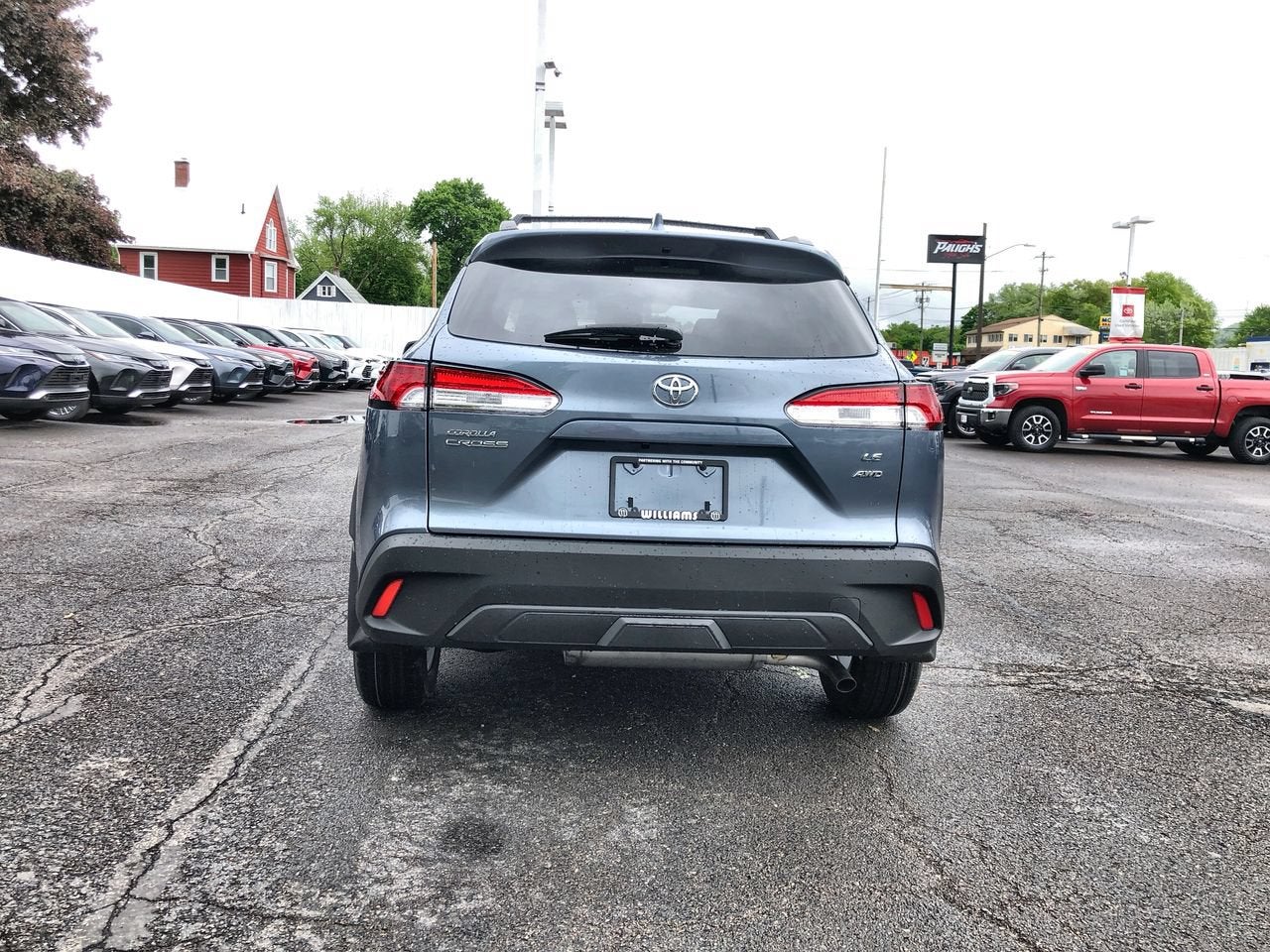 2024 Toyota Corolla Cross LE