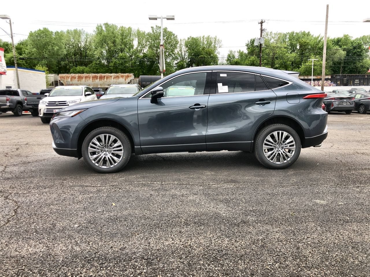 2024 Toyota Venza XLE