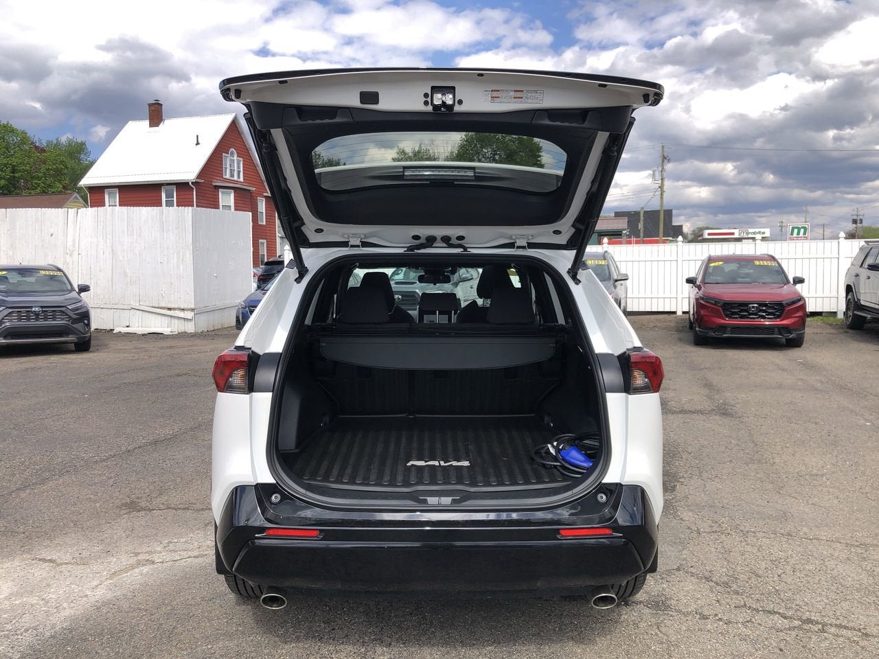2023 Toyota RAV4 Prime SE