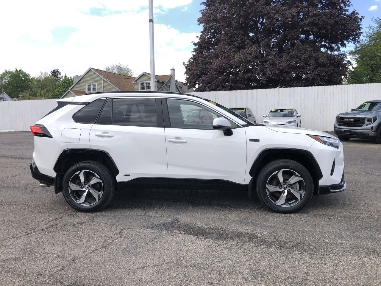 2023 Toyota RAV4 Prime SE