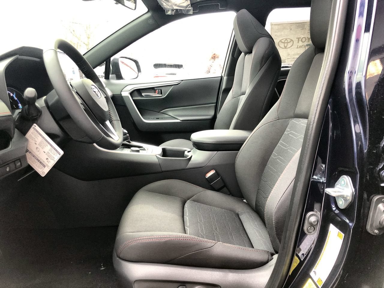 2024 Toyota RAV4 Prime SE