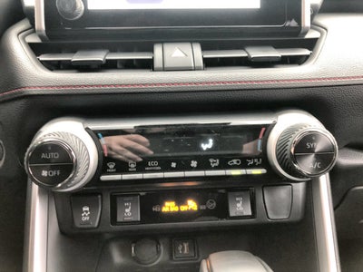 2024 Toyota RAV4 Prime SE
