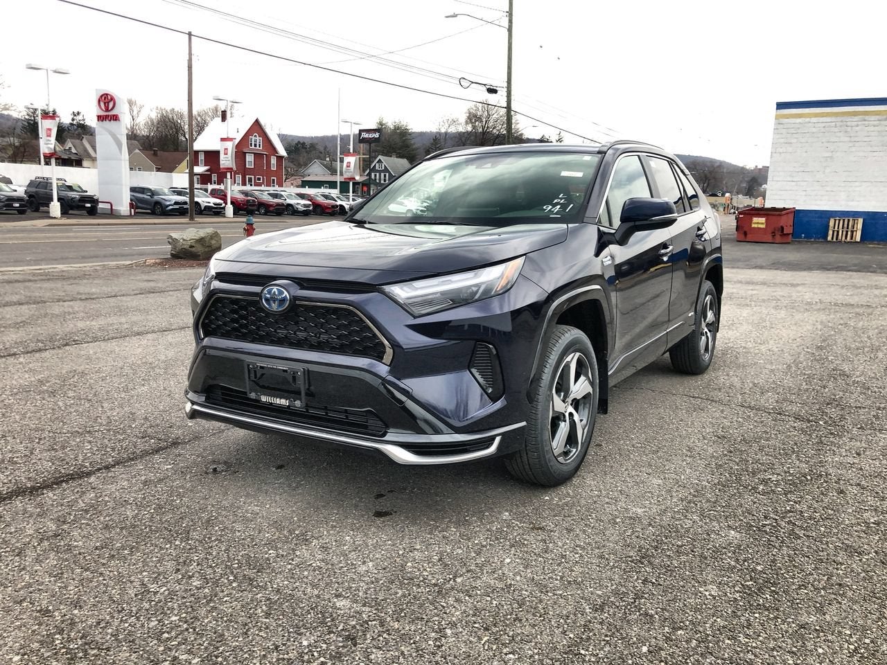 2024 Toyota RAV4 Prime SE
