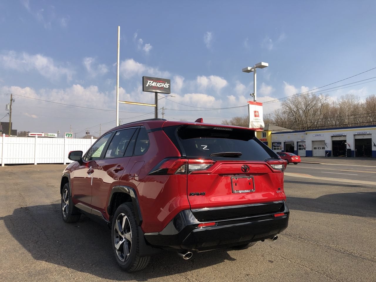 2025 Toyota RAV4 Plug-In Hybrid SE
