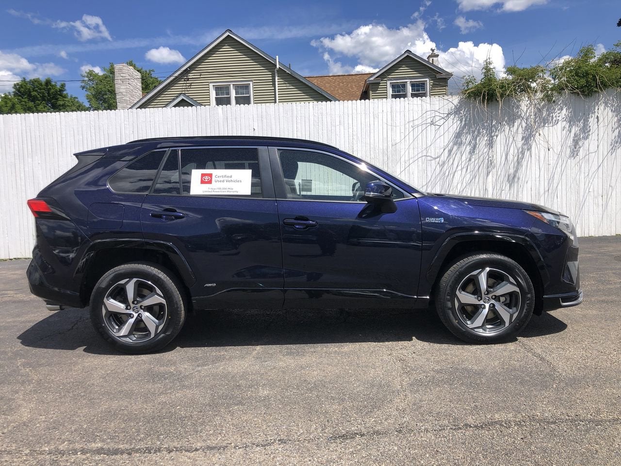 2023 Toyota RAV4 Prime SE