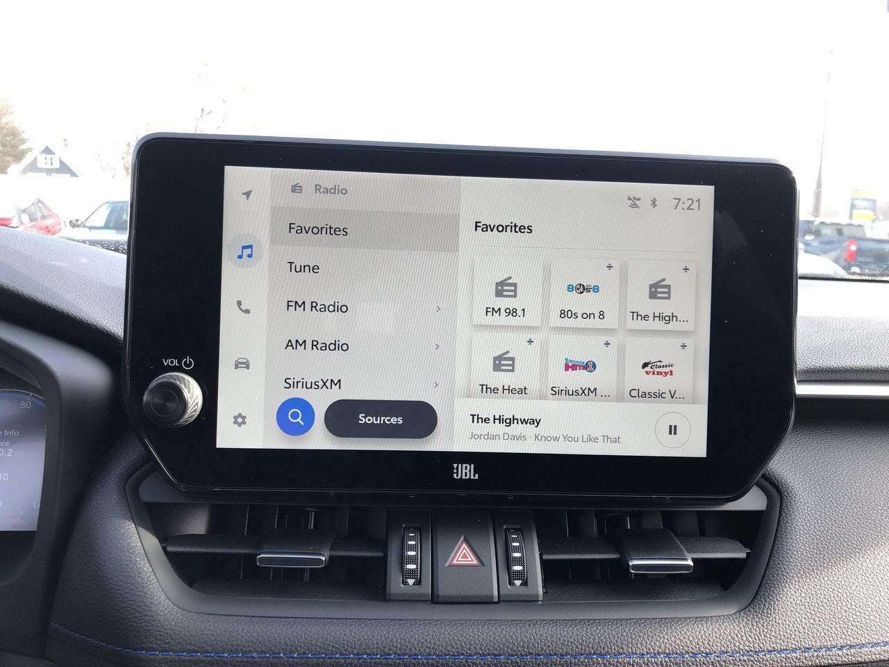 2025 Toyota RAV4 Hybrid XSE