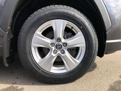 2020 Toyota RAV4 Hybrid XLE