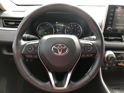 2020 Toyota RAV4 Hybrid XLE